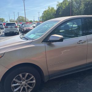 CHEVROLET EQUINOX LT - 2