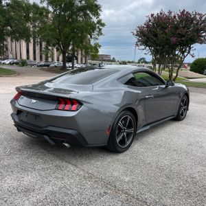 صورة 8 لـ 2025 FORD MUSTANG ECOBOOST