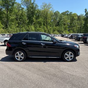 MERCEDES-BENZ GLE - 10