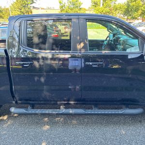 2021 Chevrolet SILVERADO 1500 RST photo 11
