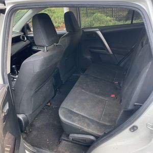 2017 Toyota RAV4 LE 缩略图 34