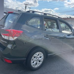 2023 Subaru FORESTER BASE 照片 9