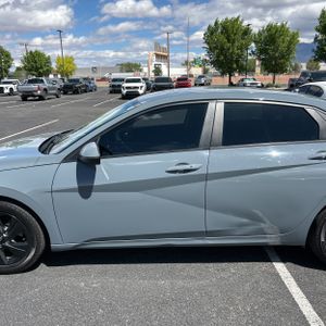 HYUNDAI ELANTRA SEL - 4