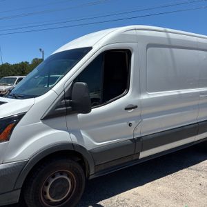 FORD TRANSIT 250 - 2