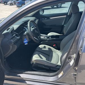 2018 Honda CIVIC EX — миниатюра 31