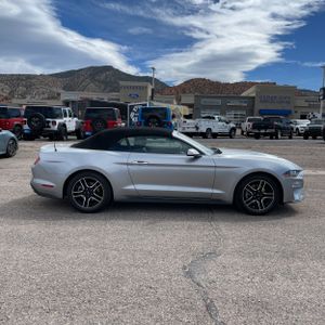 FORD MUSTANG ECOBOOST PREMIUM - 10