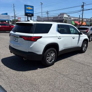 2023 Chevrolet TRAVERSE LT CLOTH photo 8