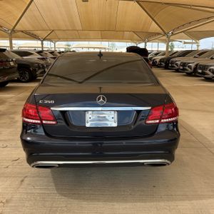 MERCEDES-BENZ E-CLASS - 7