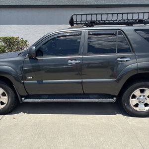 TOYOTA 4RUNNER - 4