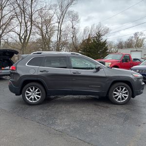 JEEP CHEROKEE LIMITED - 10