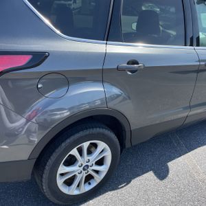 FORD ESCAPE SE - 9