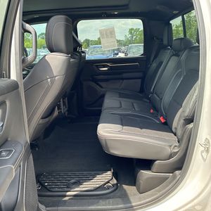 2022 RAM 1500 SPORT thumbnail 34