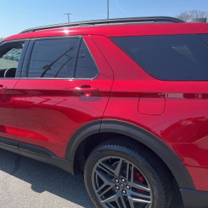 FORD EXPLORER ST-LINE - 6