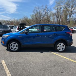 FORD ESCAPE S - 3