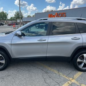 JEEP CHEROKEE LIMITED - 4