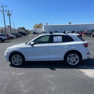 AUDI Q5 PREMIUM PLUS - 3