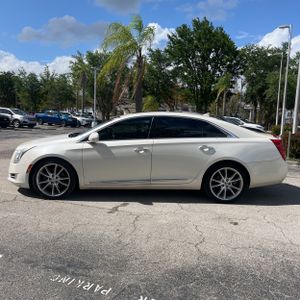 CADILLAC XTS PREMIUM COLLECTION - 3