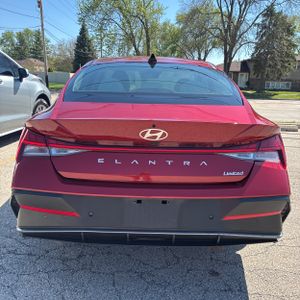 HYUNDAI ELANTRA LIMITED - 7