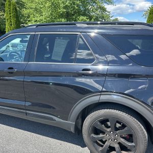 FORD EXPLORER ST - 6