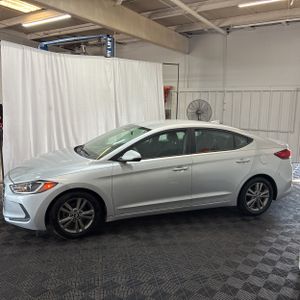 2018 Hyundai ELANTRA SEL — фото 3