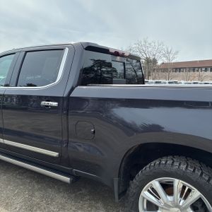 CHEVROLET SILVERADO 1500 HIGH COUNTRY - 4