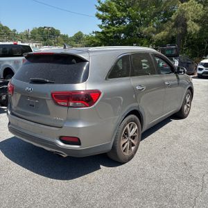 KIA SORENTO EX V6 - 8