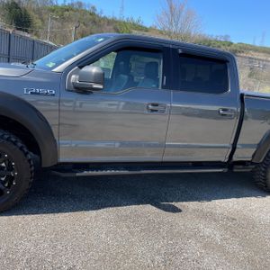 FORD F-150 XLT - 4