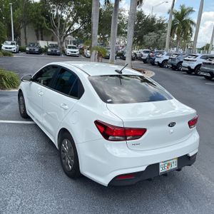 2020 KIA RIO LX photo 5