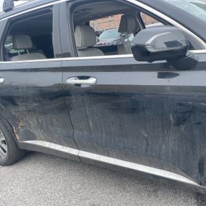 HYUNDAI PALISADE LIMITED - 10