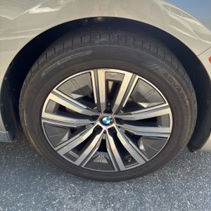 2024 BMW I7 EDRIVE50 — миниатюра 16