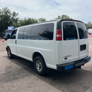 CHEVROLET EXPRESS LS 3500 - 5