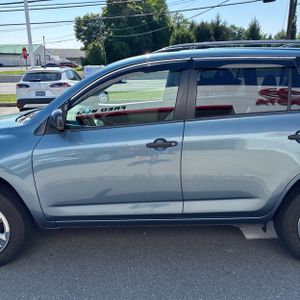 2012 Toyota RAV4 BASE photo 4
