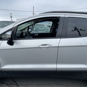 FORD ECOSPORT SE - 3