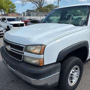 CHEVROLET SILVERADO 2500HD WORK TRUCK - 2