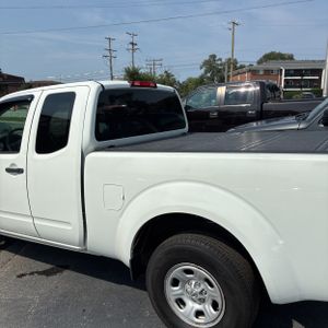 2016 Nissan FRONTIER S — фото 6