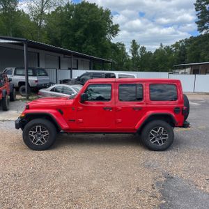 JEEP WRANGLER 4-DOOR SAHARA 4X4 - 3