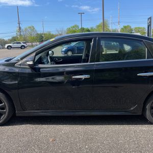 NISSAN SENTRA S - 4