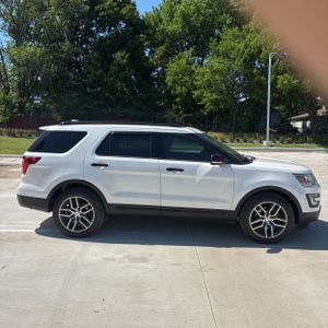 FORD EXPLORER SPORT - 10