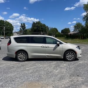 2017 Chrysler PACIFICA TOURING — фото 10