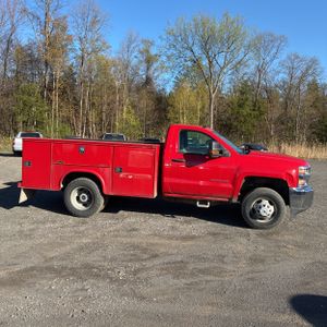 CHEVROLET SILVERADO - 10
