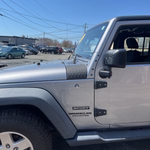 JEEP WRANGLER UNLIMITED SPORT - 2