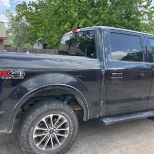 FORD F-150 LARIAT - 9