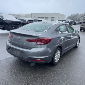 HYUNDAI ELANTRA SE - 8