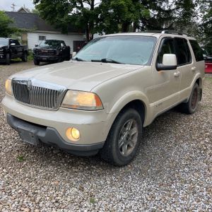2005 Lincoln AVIATOR LUXURY photo 1