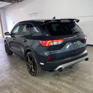 FORD ESCAPE PLUG-IN HYBRID SE - 5