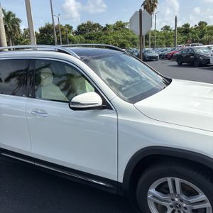 صورة مصغرة 13 لـ 2023 Mercedes-BENZ GLB
