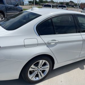 BMW 3 SERIES 330I - 8