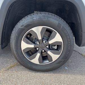صورة مصغرة 18 لـ 2024 JEEP GRAND CHEROKEE 4XE