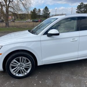 AUDI Q5 2.0T TECH PREMIUM - 2