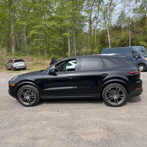 PORSCHE CAYENNE - 3